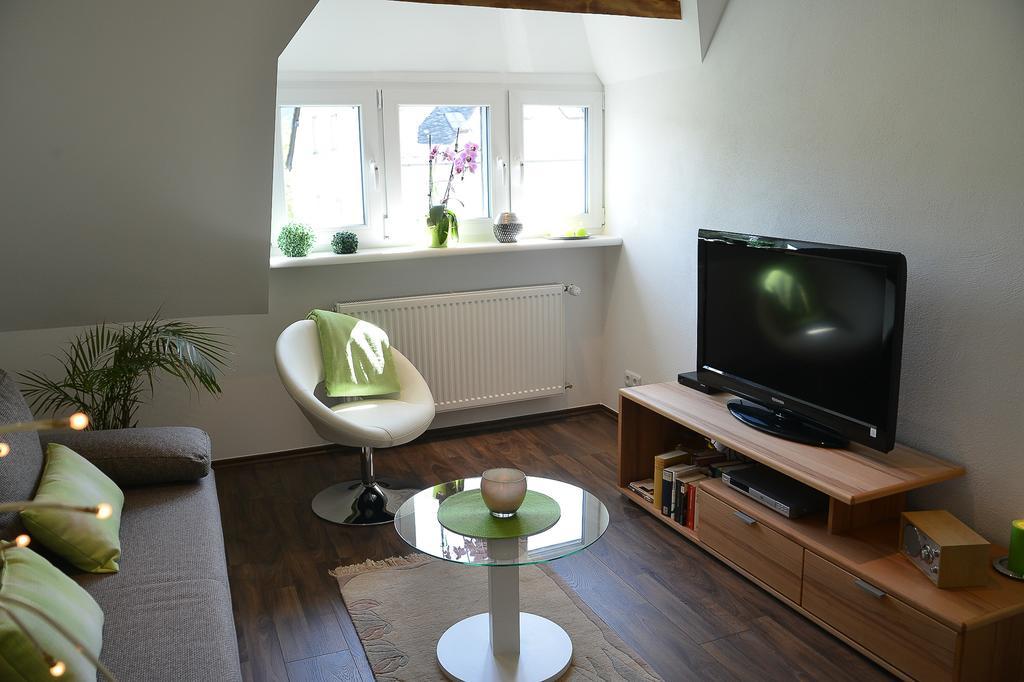 Sonnenhaus Ferienwohnungen Verbandsgemeinde Verbandsgemeinde Traben-Trarbach Kamer foto