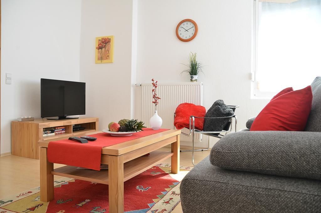 Sonnenhaus Ferienwohnungen Verbandsgemeinde Verbandsgemeinde Traben-Trarbach Kamer foto